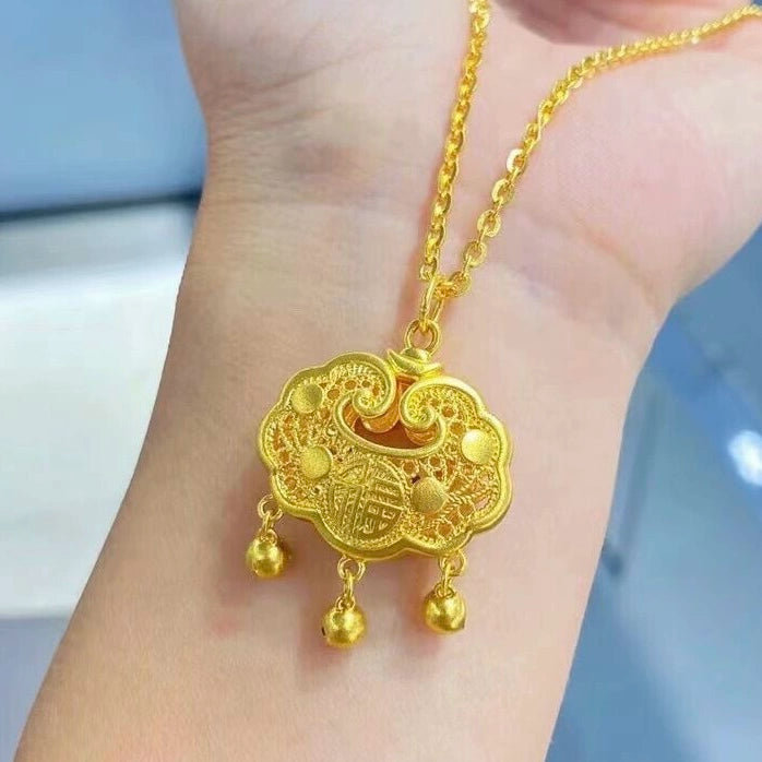 Gold Compass Necklace | Women’s Luxury Pendant & Sweater Chain