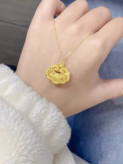 Gold Compass Necklace | Women’s Luxury Pendant & Sweater Chain