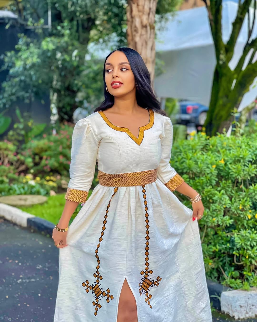 Simple Golden Zuria Habesha Kemis | New Elegant Ethiopian Dress
