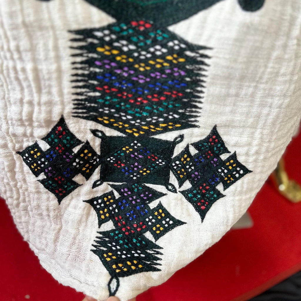 Handwoven Axum Fetil Habesha Dress: Ethiopian Eritrean Cultural Clothing