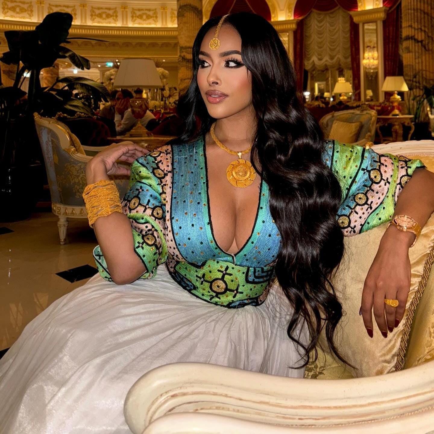 Handwoven Habesha Kemis: Eritrean Cultural Wedding Dress, Ethiopian Traditional Women Kemis, Extravagant Zuria